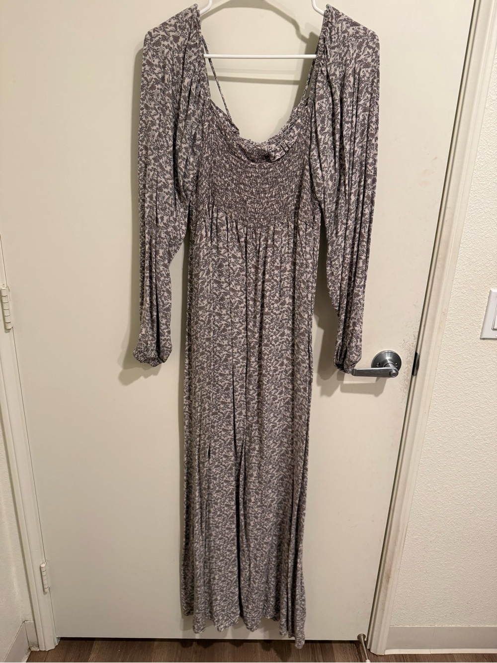 Carly Jean Los Angeles Long Sleeve Smocked Maxi Dress in Heather Grey Print